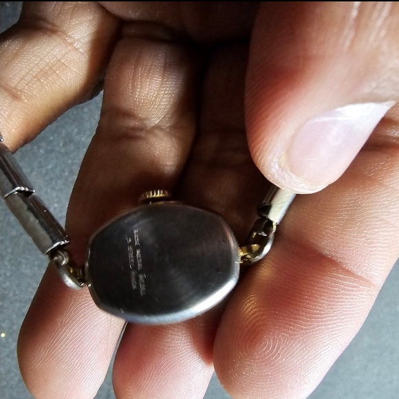 Vintage Timex Cocktail Watch Mechanical Wind Up Gold Tone Needs New Band - Picture 8 of 8